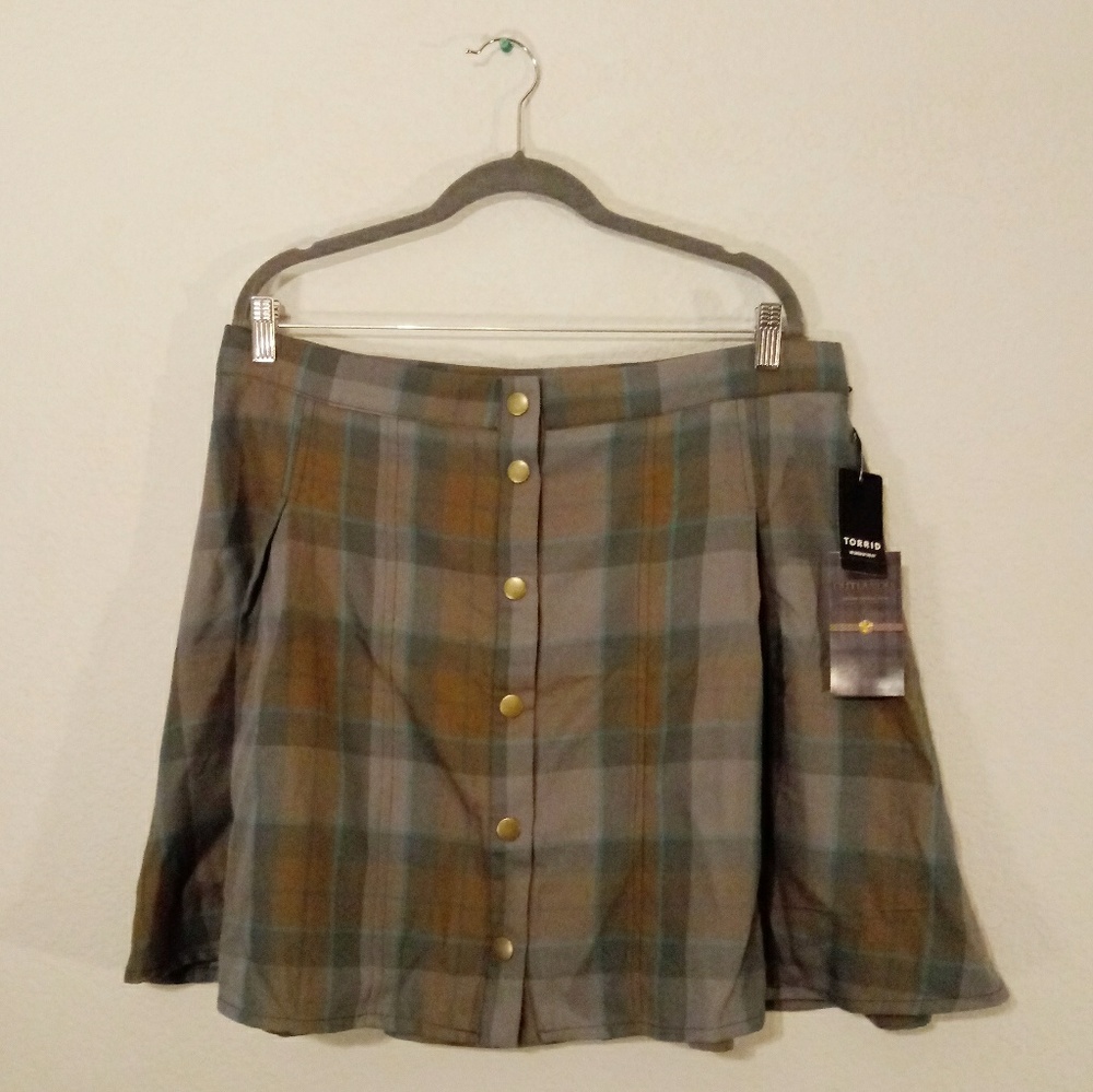 NWT Torrid Outlander Plaid Mini Skirt